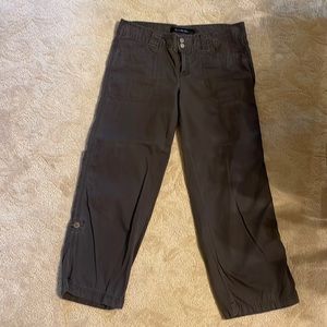 Calvin Klein capri pants